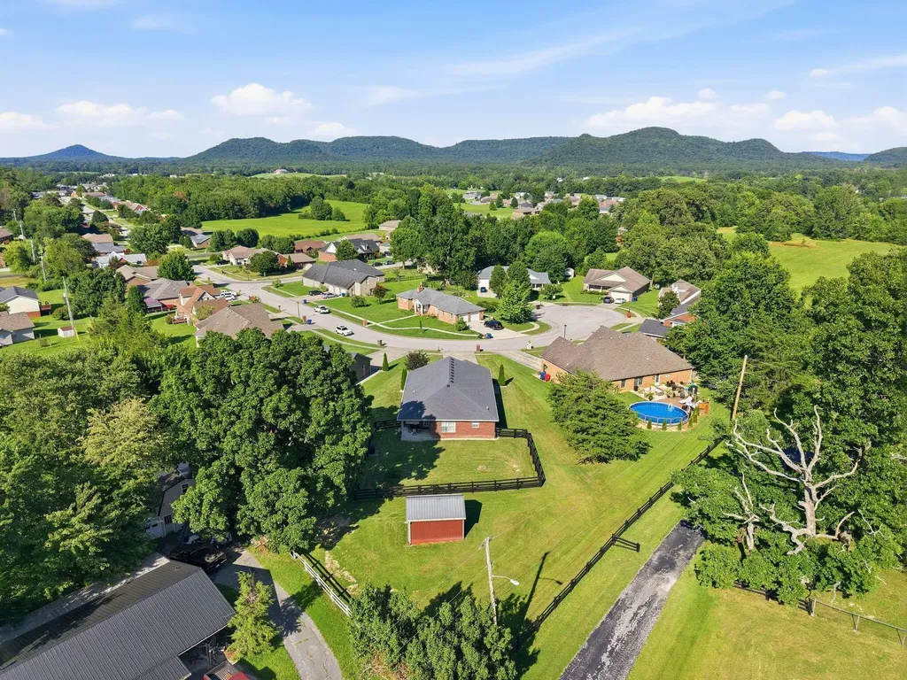 1054 Burnell Drive Berea KY 40403