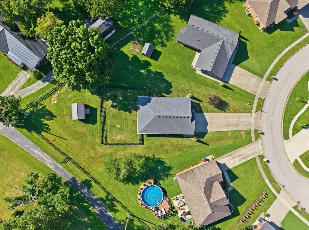 1054 Burnell Drive Berea KY 40403