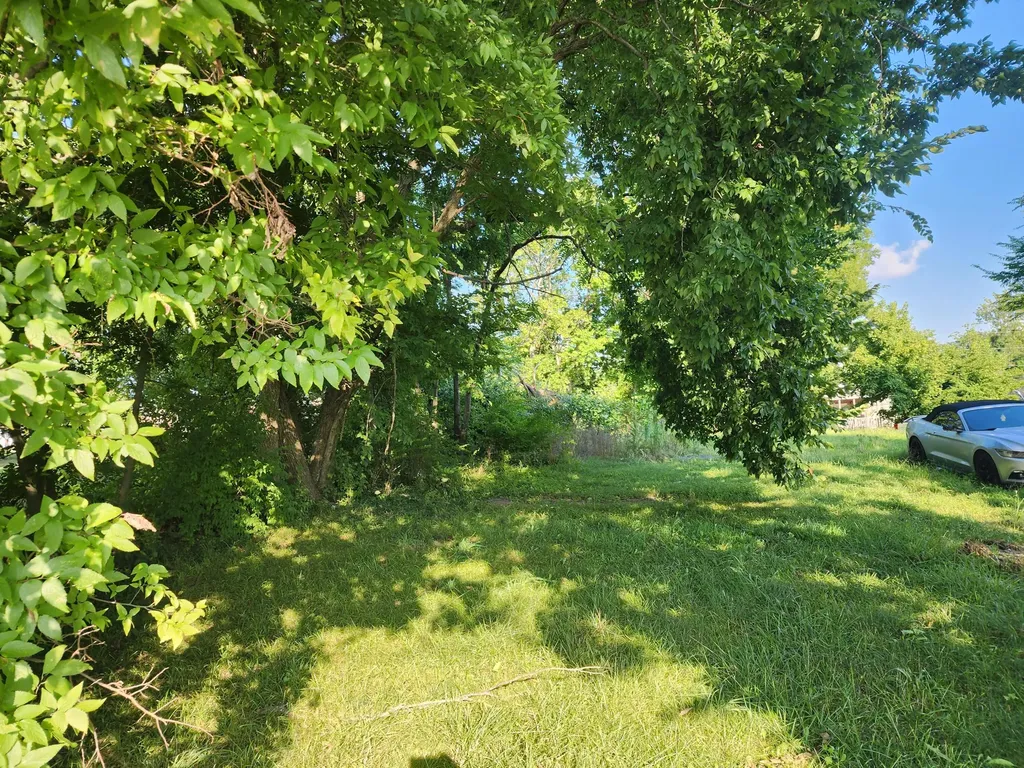 104 S Campbell Street Hopkinsville KY 42240