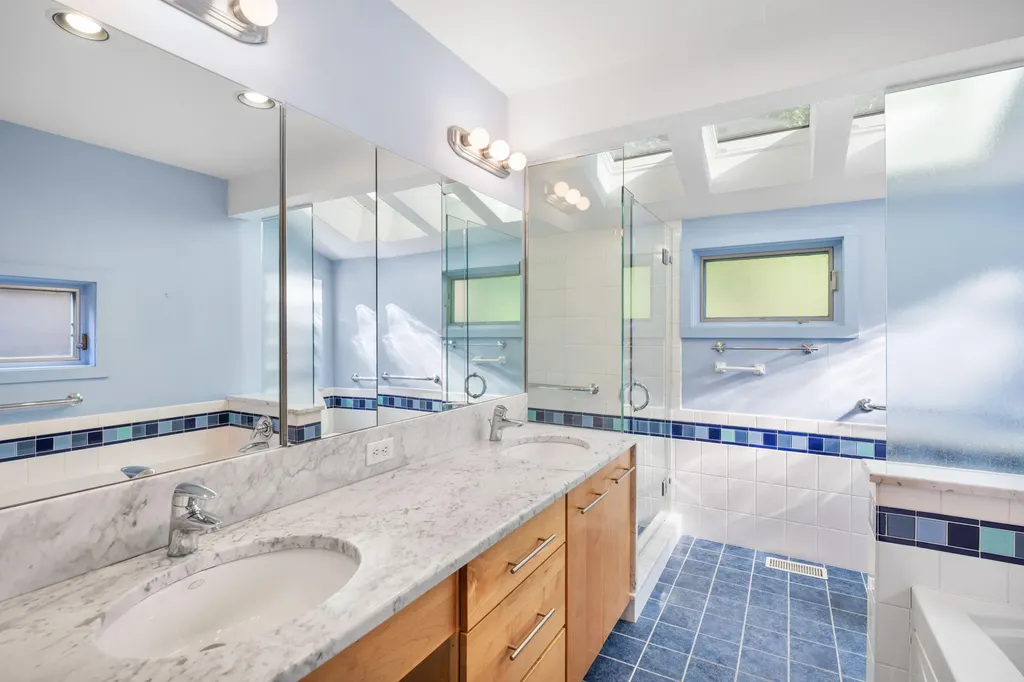 3892 Gloucester Drive Lexington KY 40510