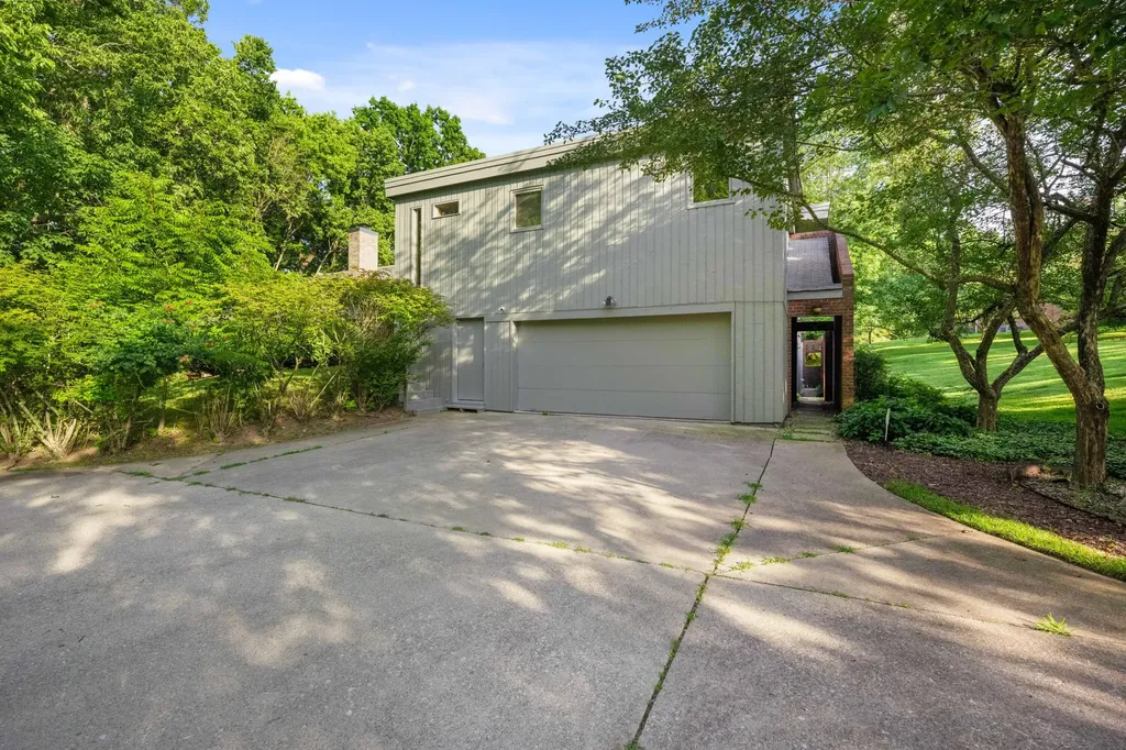 3892 Gloucester Drive Lexington KY 40510