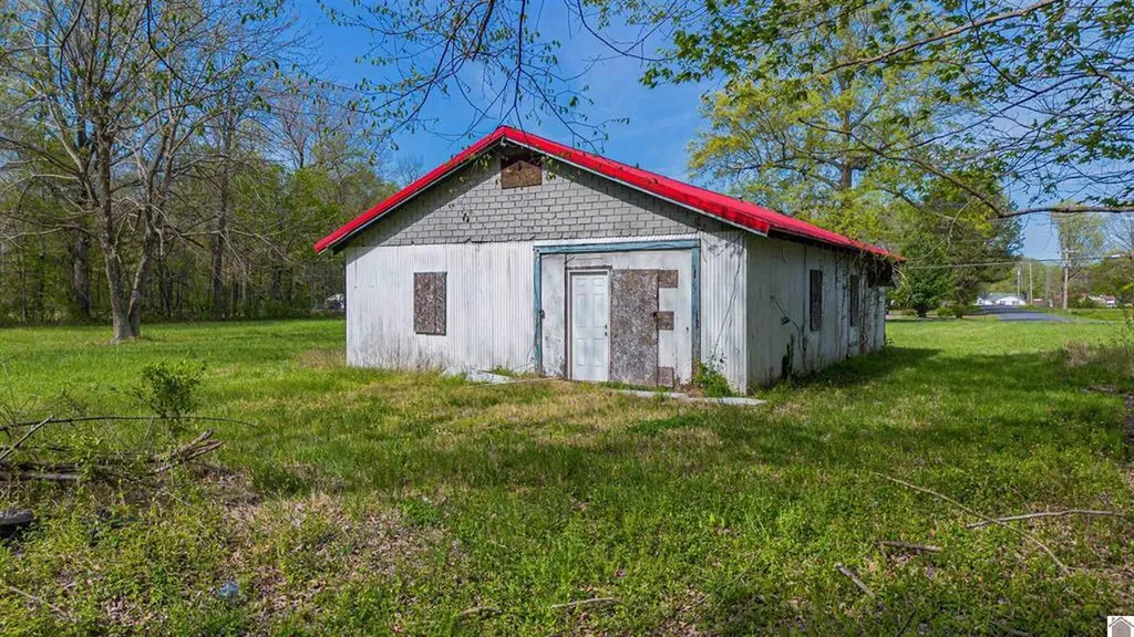 1740 Husband Road Paducah KY 42003