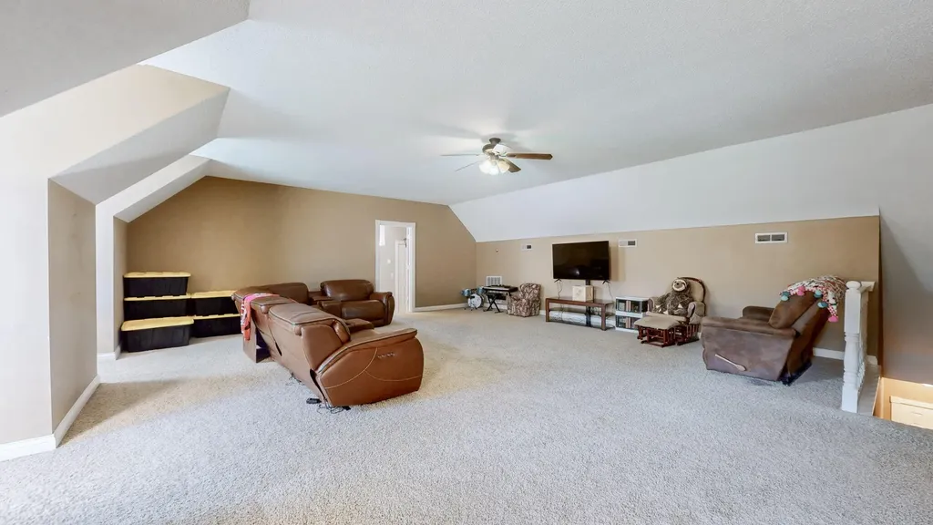 140 Stoney Creek Lane Murray KY 42071