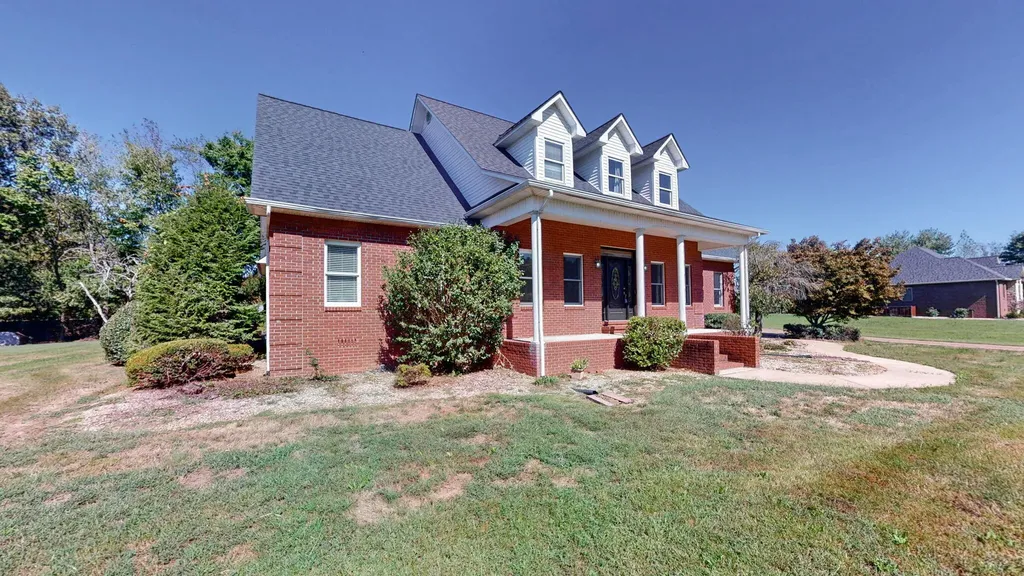 140 Stoney Creek Lane Murray KY 42071