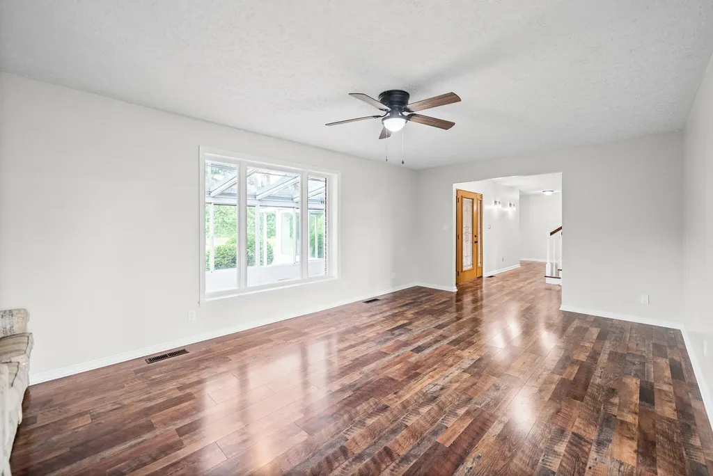 20715 Dawson Springs Road Crofton KY 42217