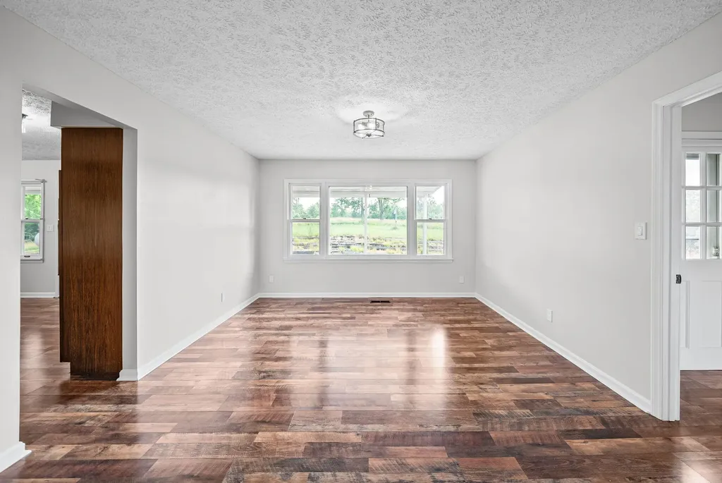 20715 Dawson Springs Road Crofton KY 42217