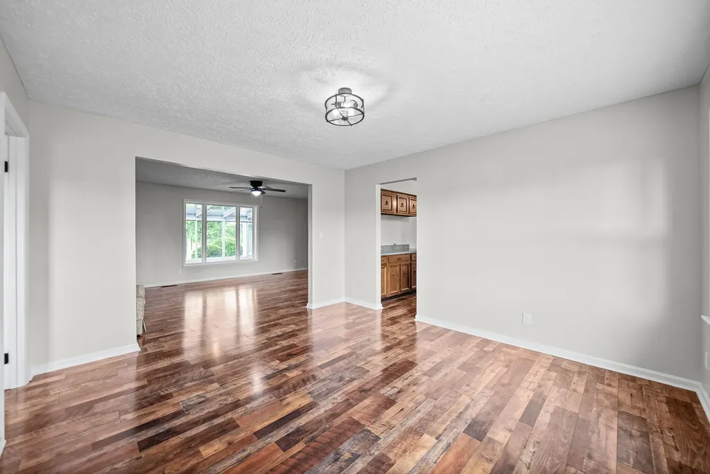 20715 Dawson Springs Road Crofton KY 42217