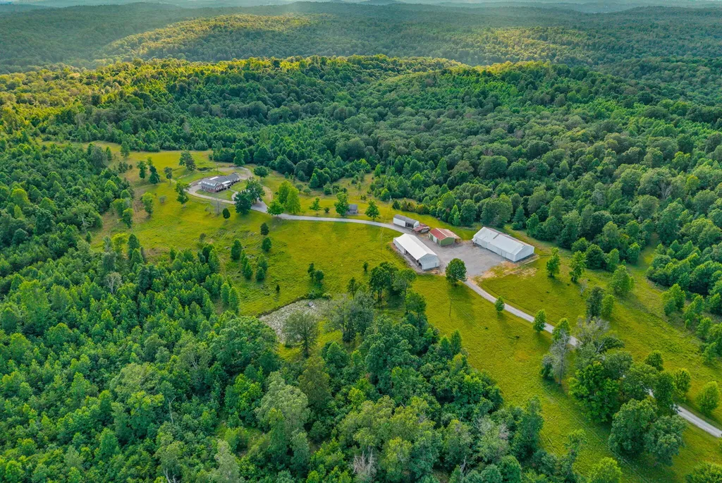 20715 Dawson Springs Road Crofton KY 42217