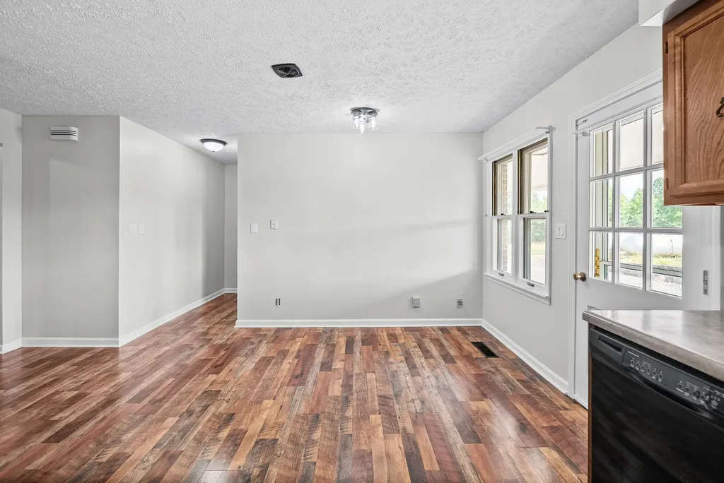 20715 Dawson Springs Road Crofton KY 42217