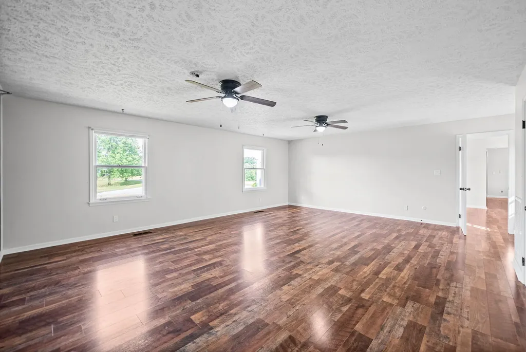 20715 Dawson Springs Road Crofton KY 42217