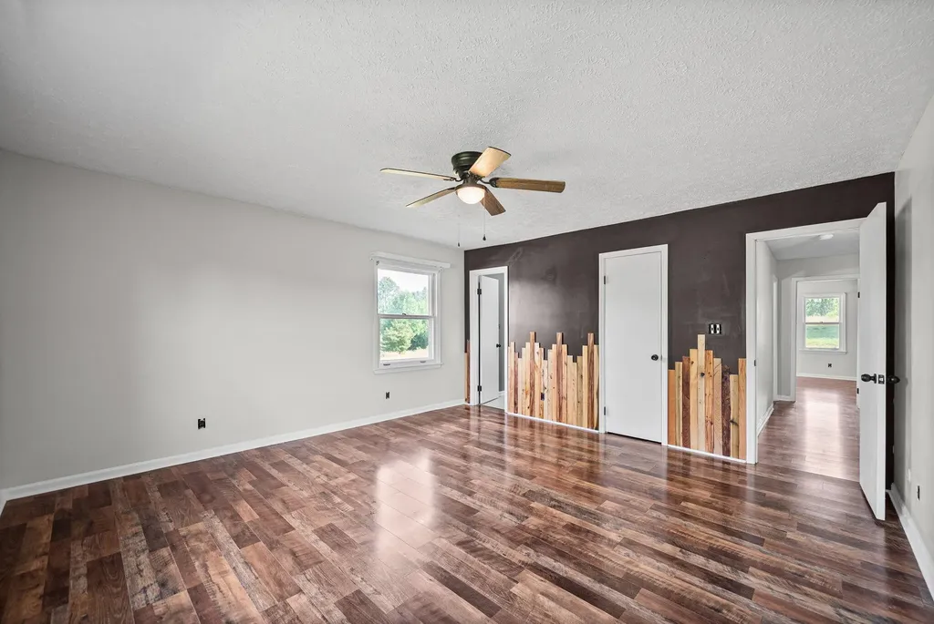 20715 Dawson Springs Road Crofton KY 42217