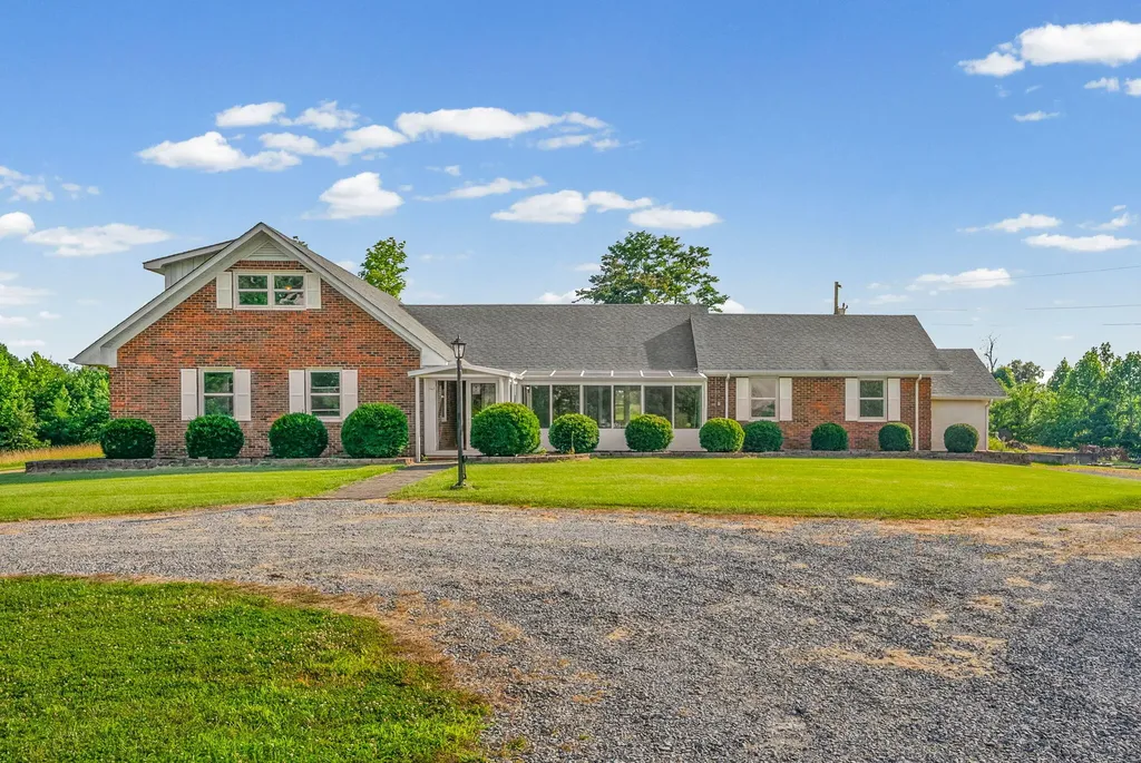 20715 Dawson Springs Road Crofton KY 42217