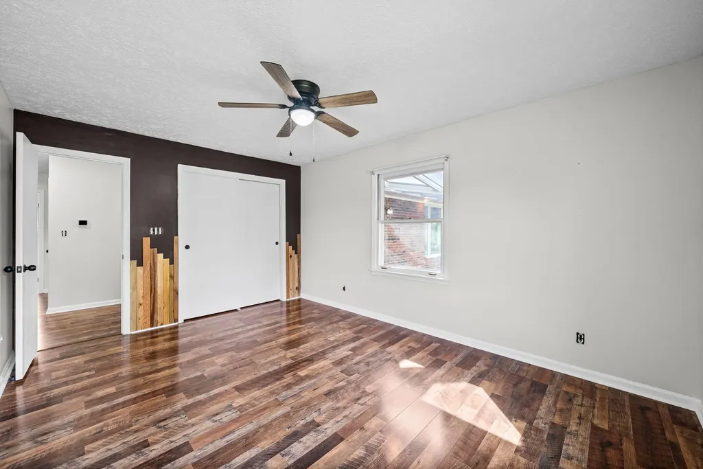 20715 Dawson Springs Road Crofton KY 42217
