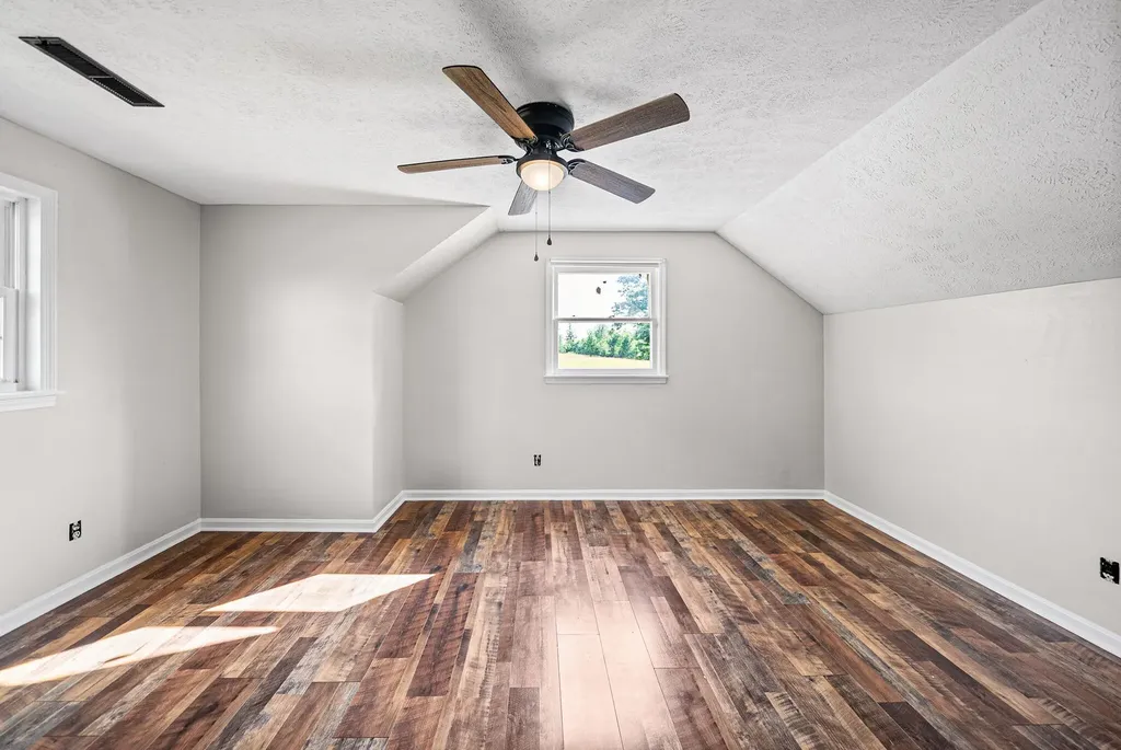 20715 Dawson Springs Road Crofton KY 42217