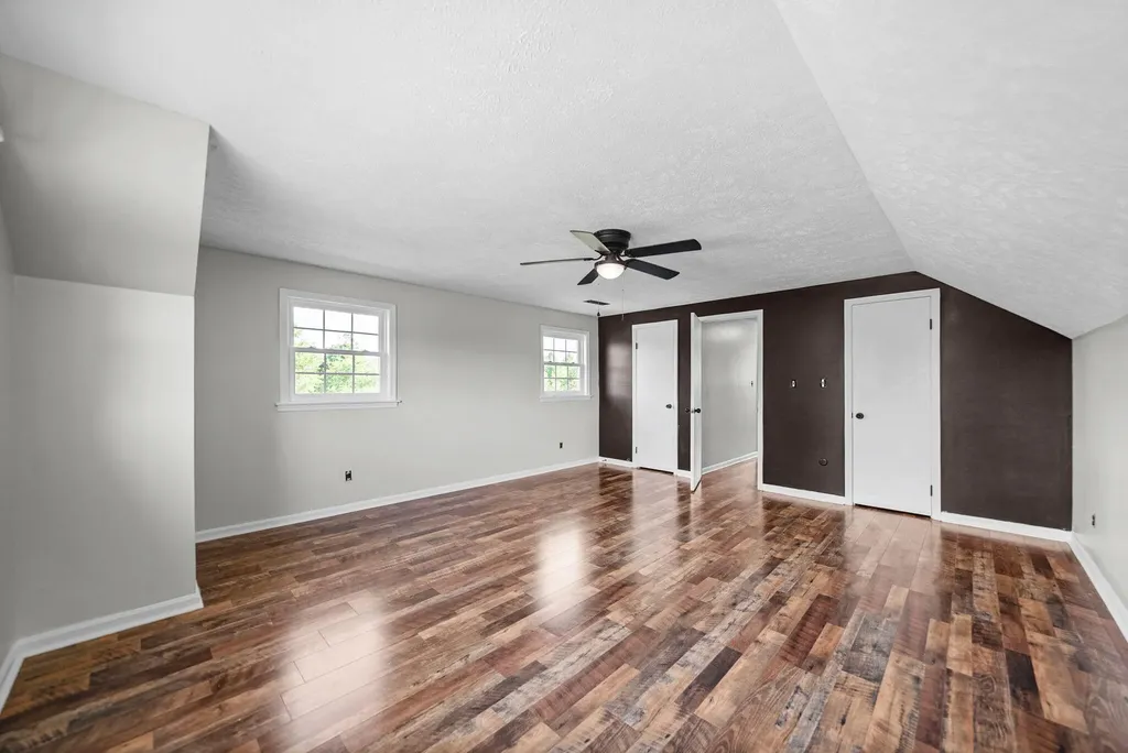 20715 Dawson Springs Road Crofton KY 42217