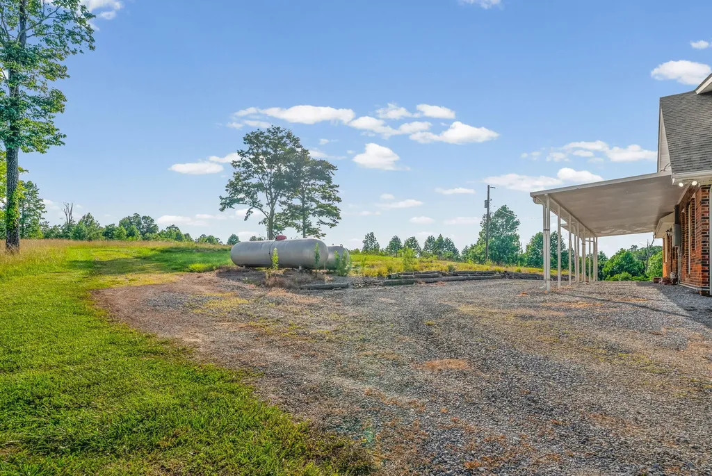 20715 Dawson Springs Road Crofton KY 42217