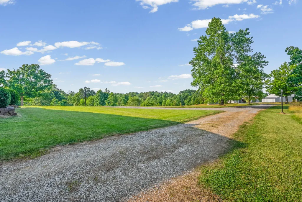 20715 Dawson Springs Road Crofton KY 42217