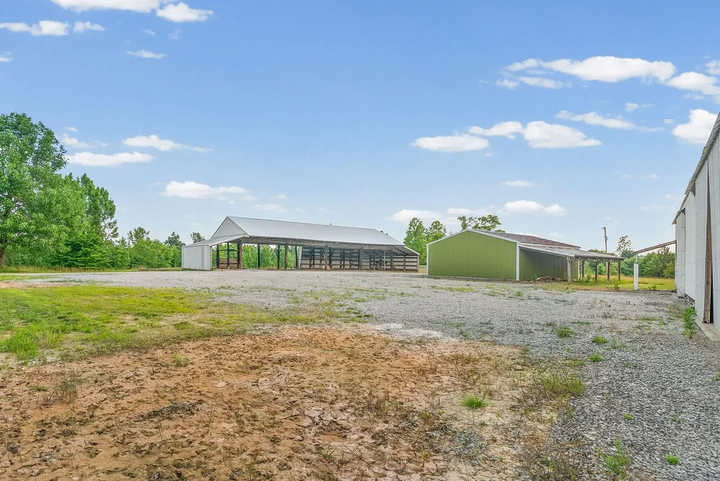 20715 Dawson Springs Road Crofton KY 42217