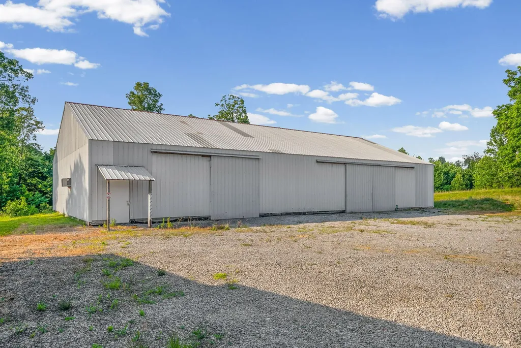 20715 Dawson Springs Road Crofton KY 42217