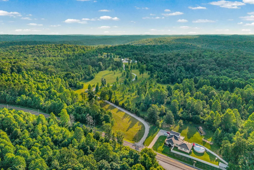 20715 Dawson Springs Road Crofton KY 42217