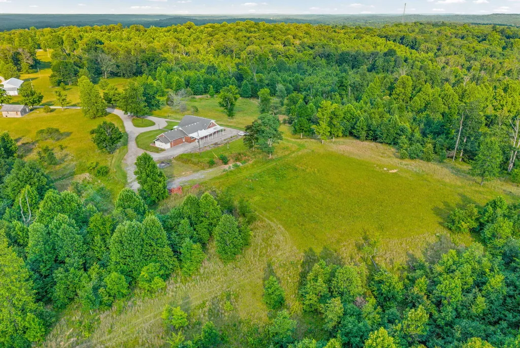 20715 Dawson Springs Road Crofton KY 42217