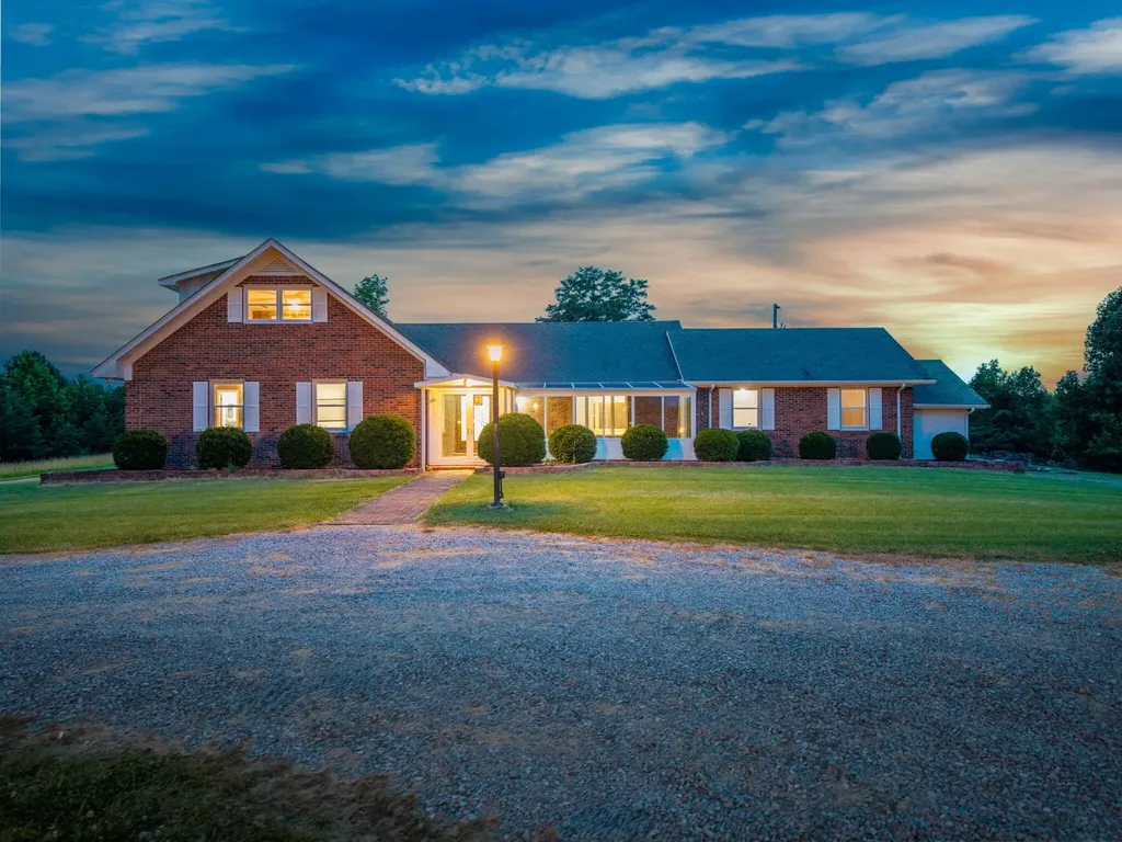 20715 Dawson Springs Road Crofton KY 42217