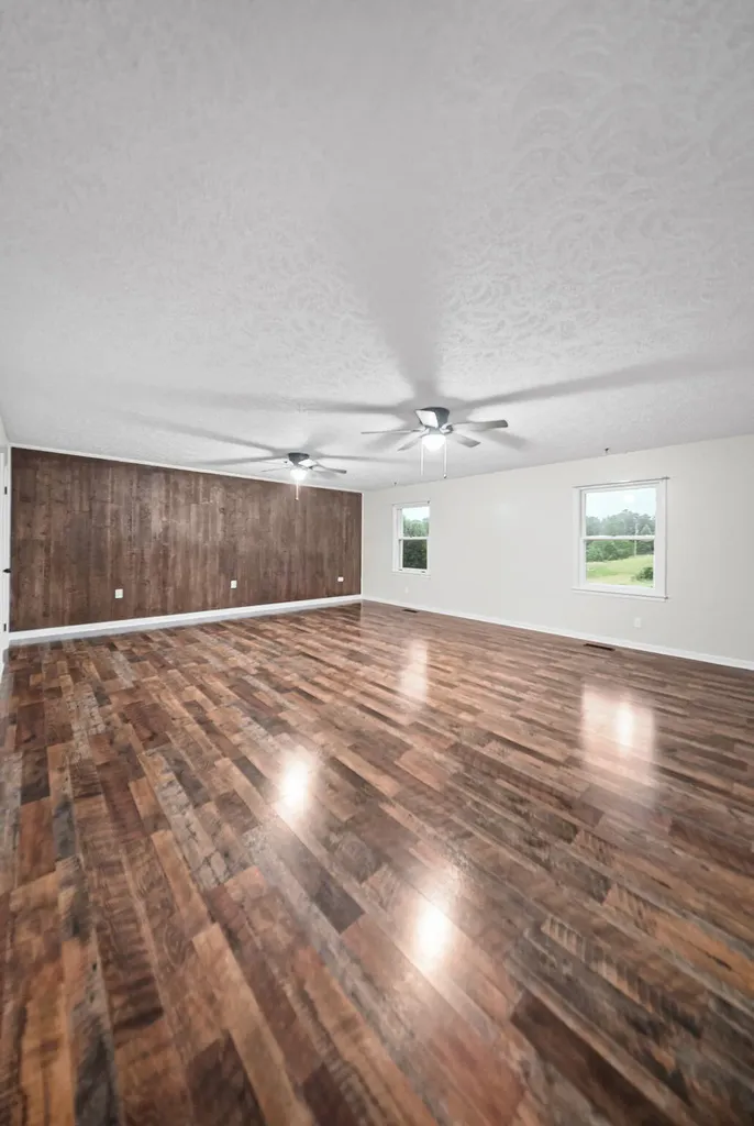 20715 Dawson Springs Road Crofton KY 42217