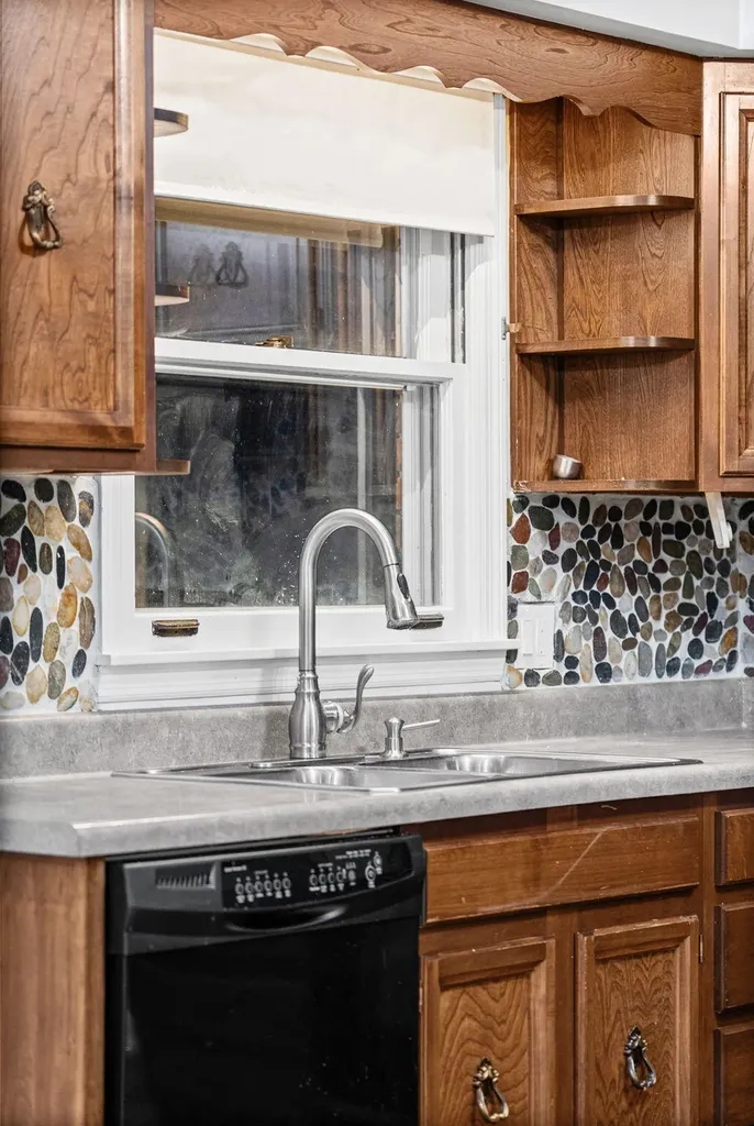 20715 Dawson Springs Road Crofton KY 42217