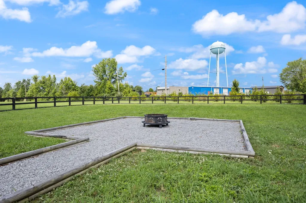 127 Freeman Lake Lane Russell Springs KY 42642