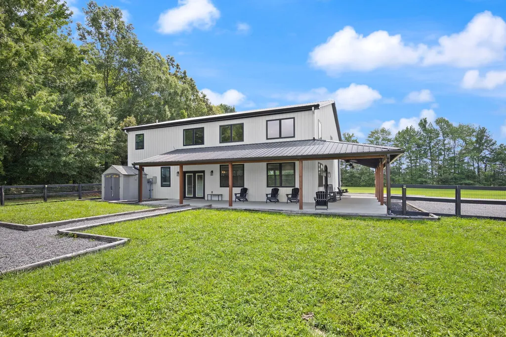 127 Freeman Lake Lane Russell Springs KY 42642