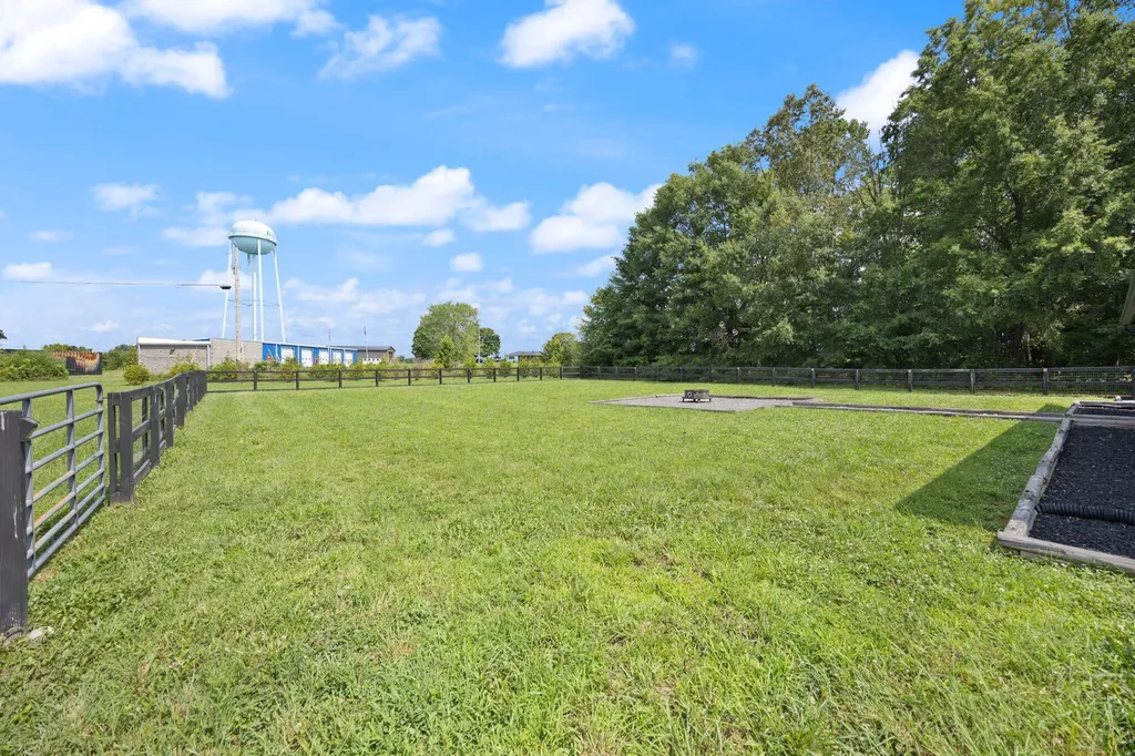 127 Freeman Lake Lane Russell Springs KY 42642