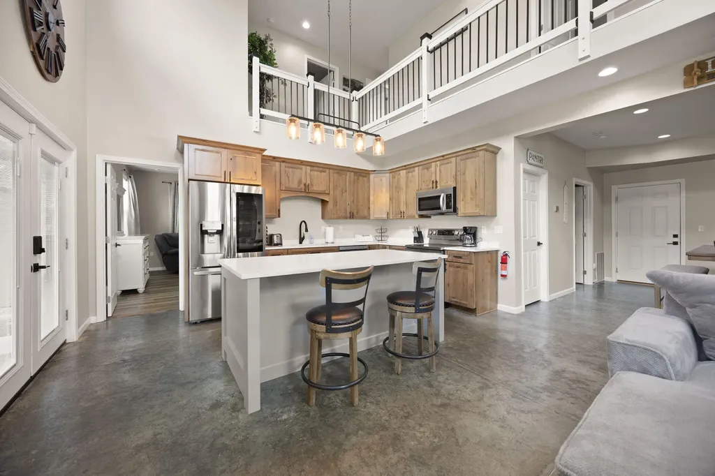 127 Freeman Lake Lane Russell Springs KY 42642