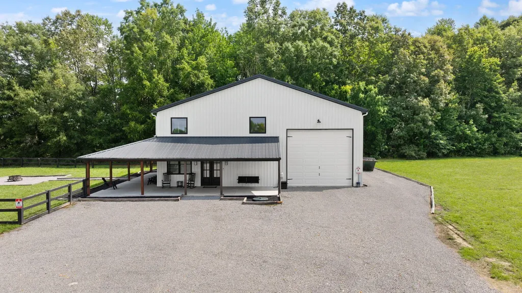 127 Freeman Lake Lane Russell Springs KY 42642