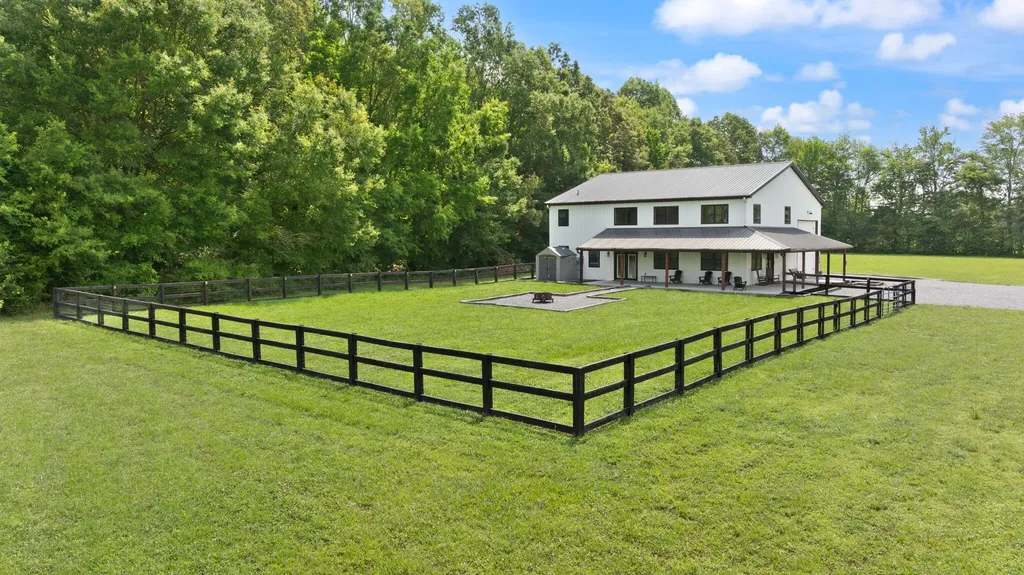 127 Freeman Lake Lane Russell Springs KY 42642