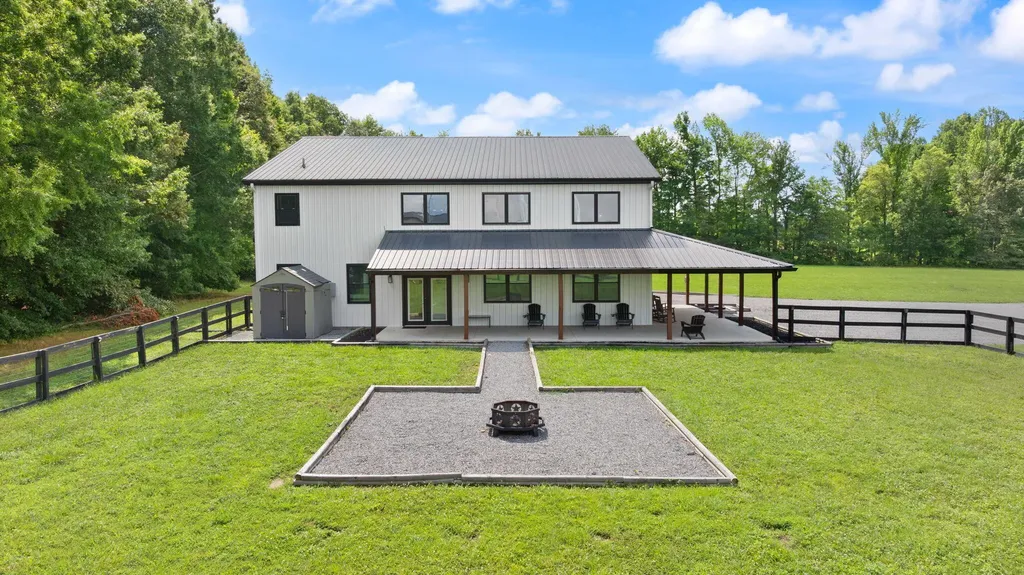 127 Freeman Lake Lane Russell Springs KY 42642
