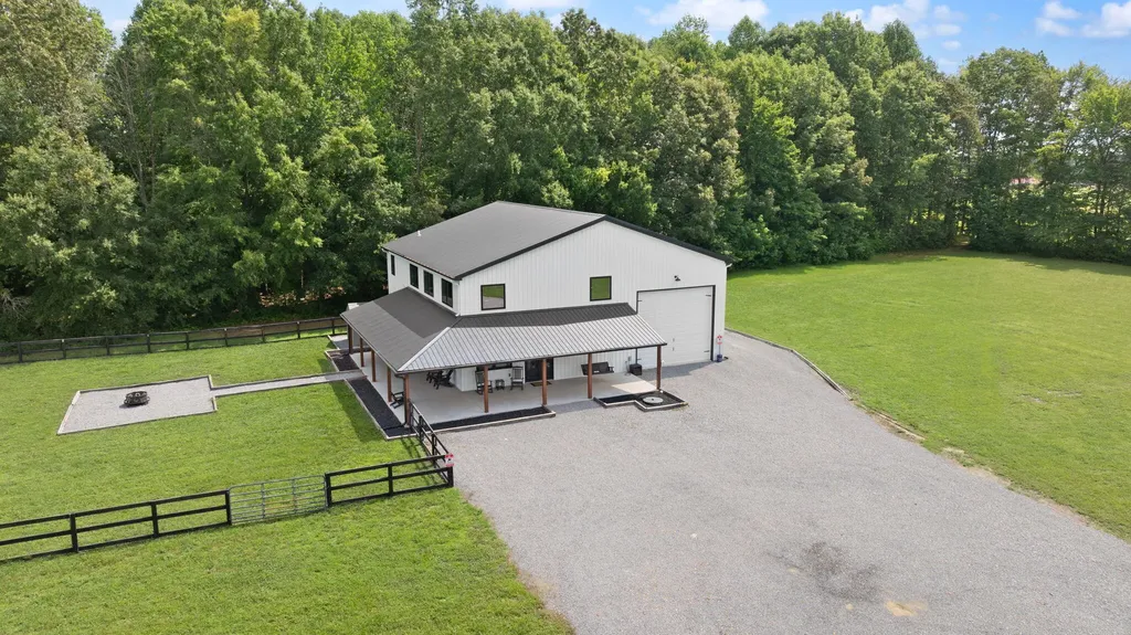 127 Freeman Lake Lane Russell Springs KY 42642