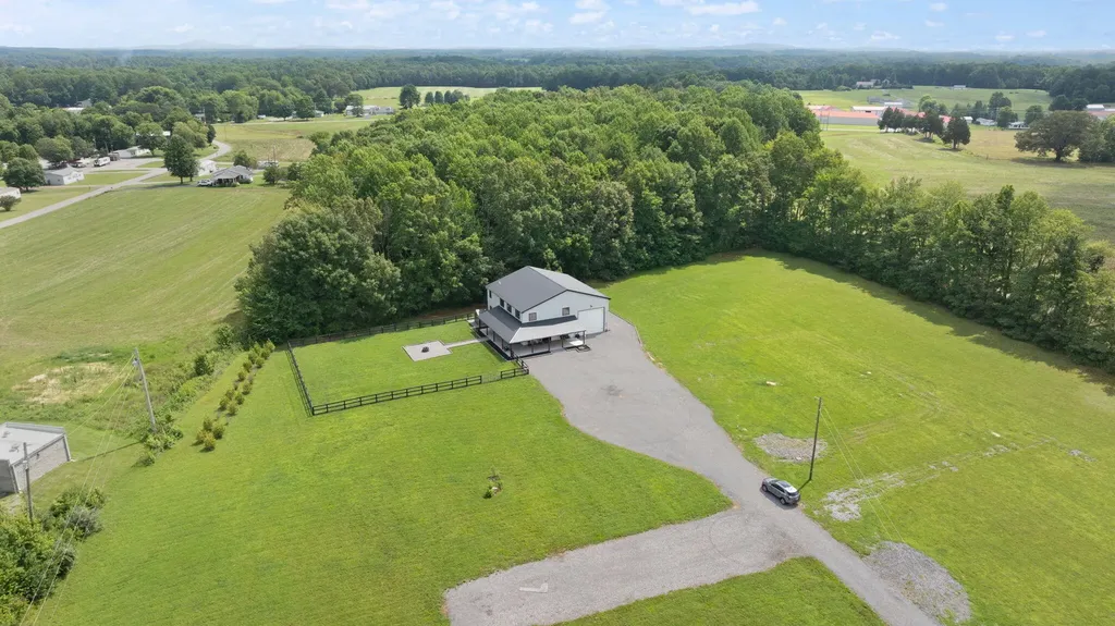127 Freeman Lake Lane Russell Springs KY 42642