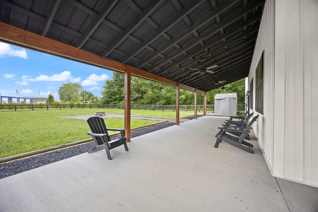 127 Freeman Lake Lane Russell Springs KY 42642