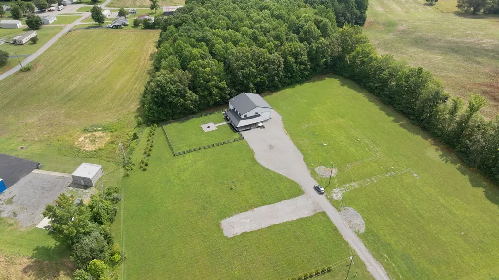 127 Freeman Lake Lane Russell Springs KY 42642