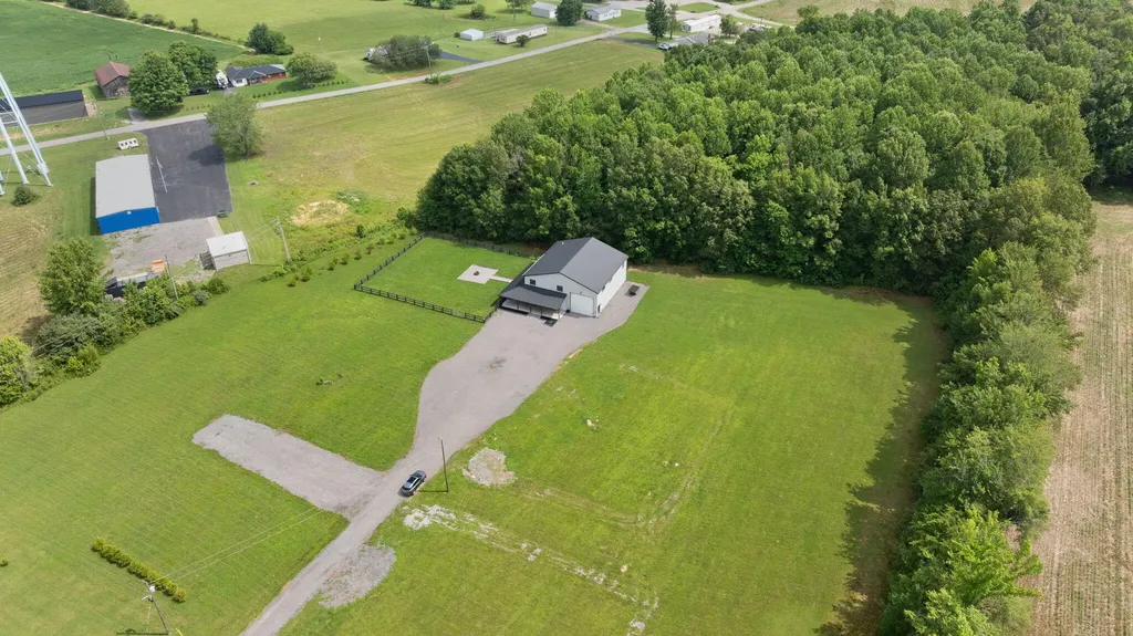 127 Freeman Lake Lane Russell Springs KY 42642