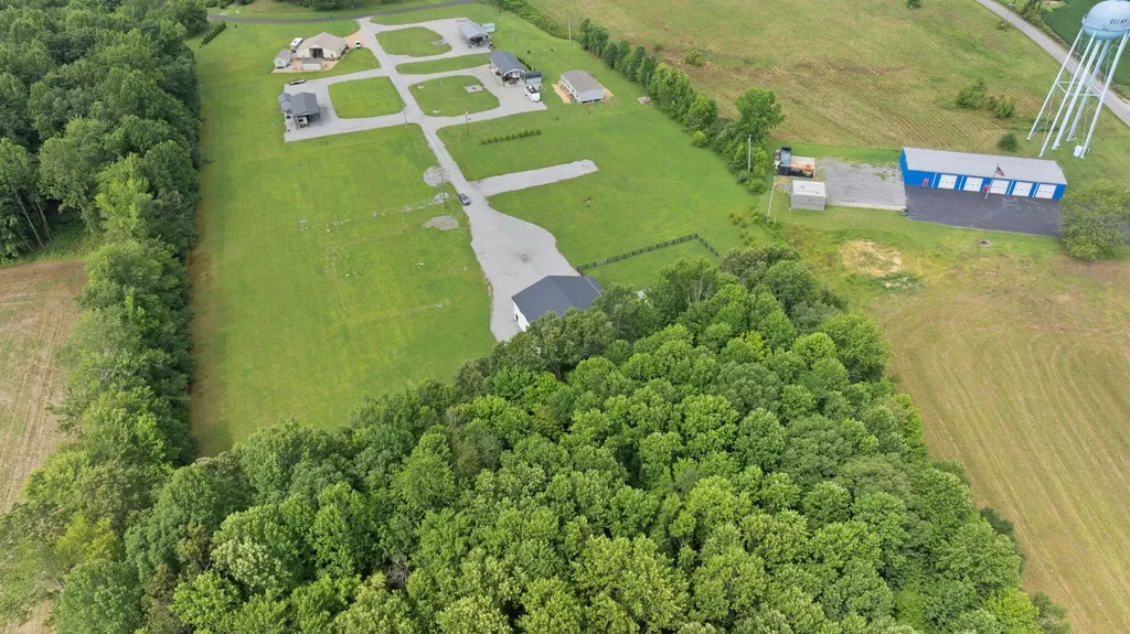127 Freeman Lake Lane Russell Springs KY 42642