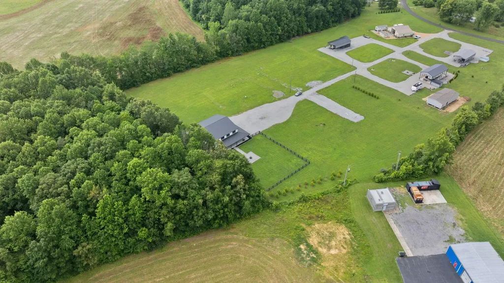 127 Freeman Lake Lane Russell Springs KY 42642