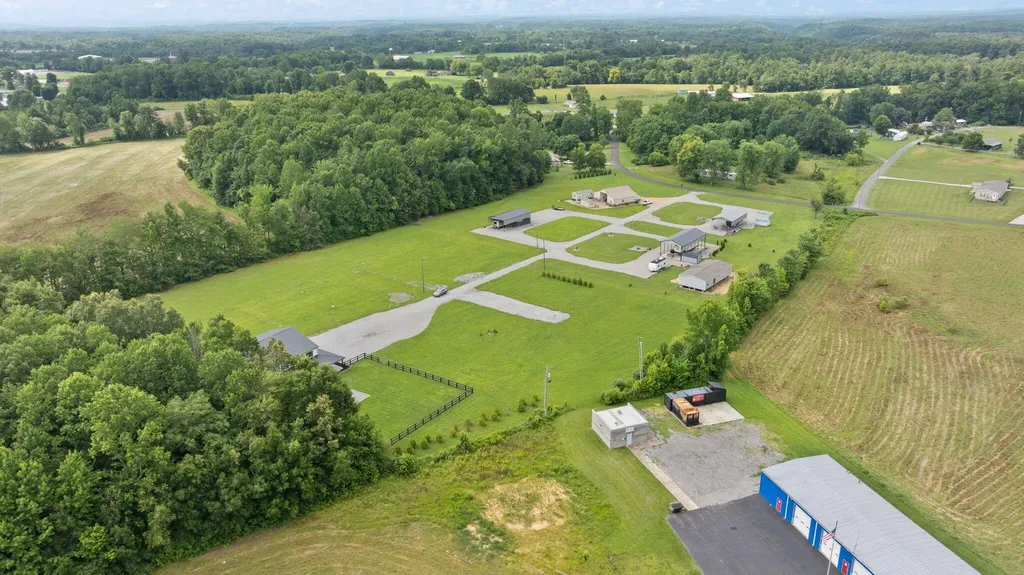 127 Freeman Lake Lane Russell Springs KY 42642