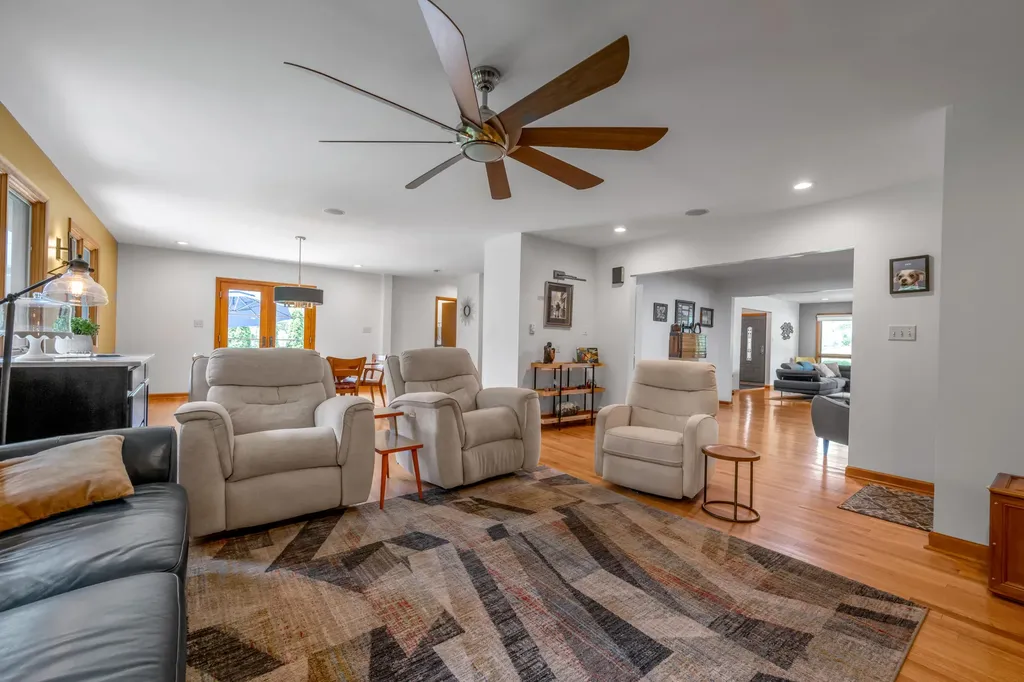1894 Parkers Mill Road Lexington KY 40504