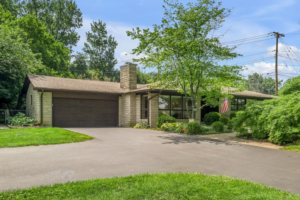1894 Parkers Mill Road Lexington KY 40504
