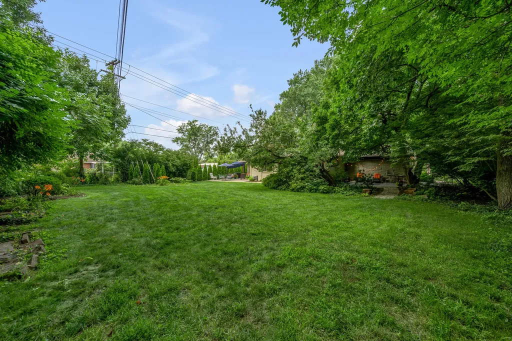 1894 Parkers Mill Road Lexington KY 40504