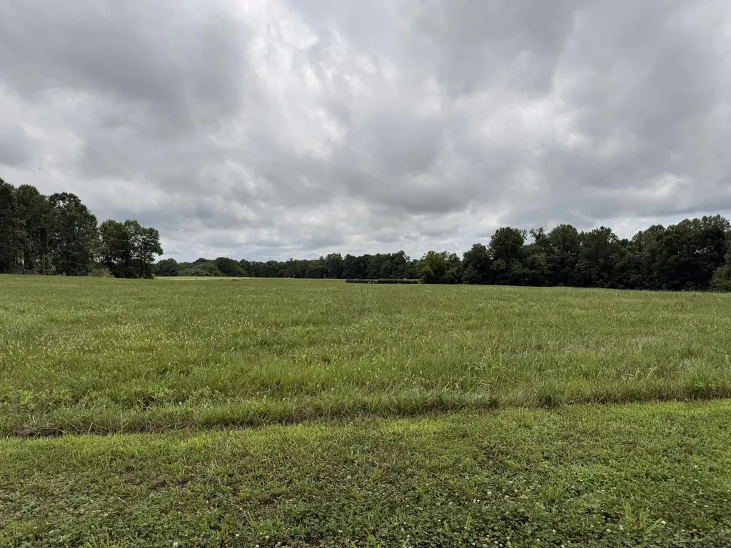 128 Wedge Way Russell Springs KY 42642