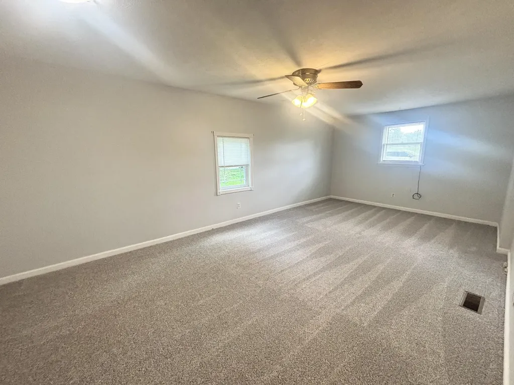 306 Brentwood Drive Hopkinsville KY 42240
