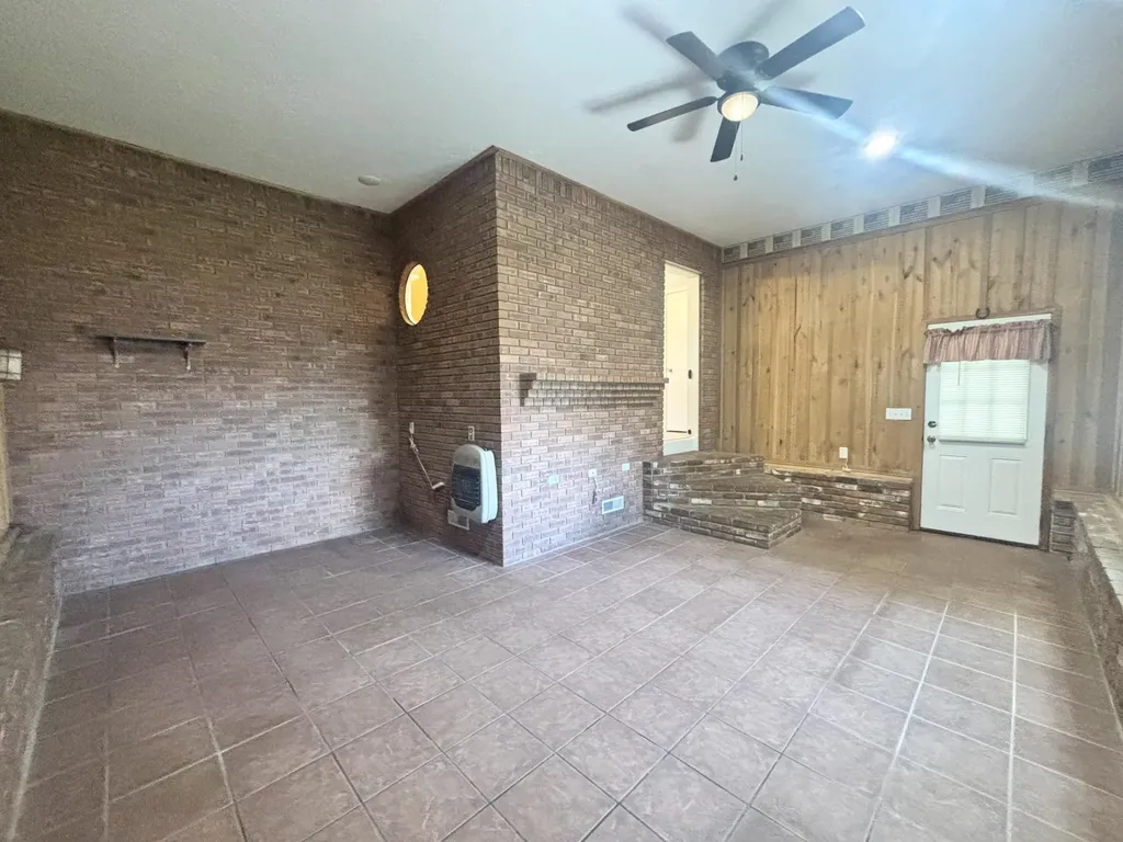 306 Brentwood Drive Hopkinsville KY 42240