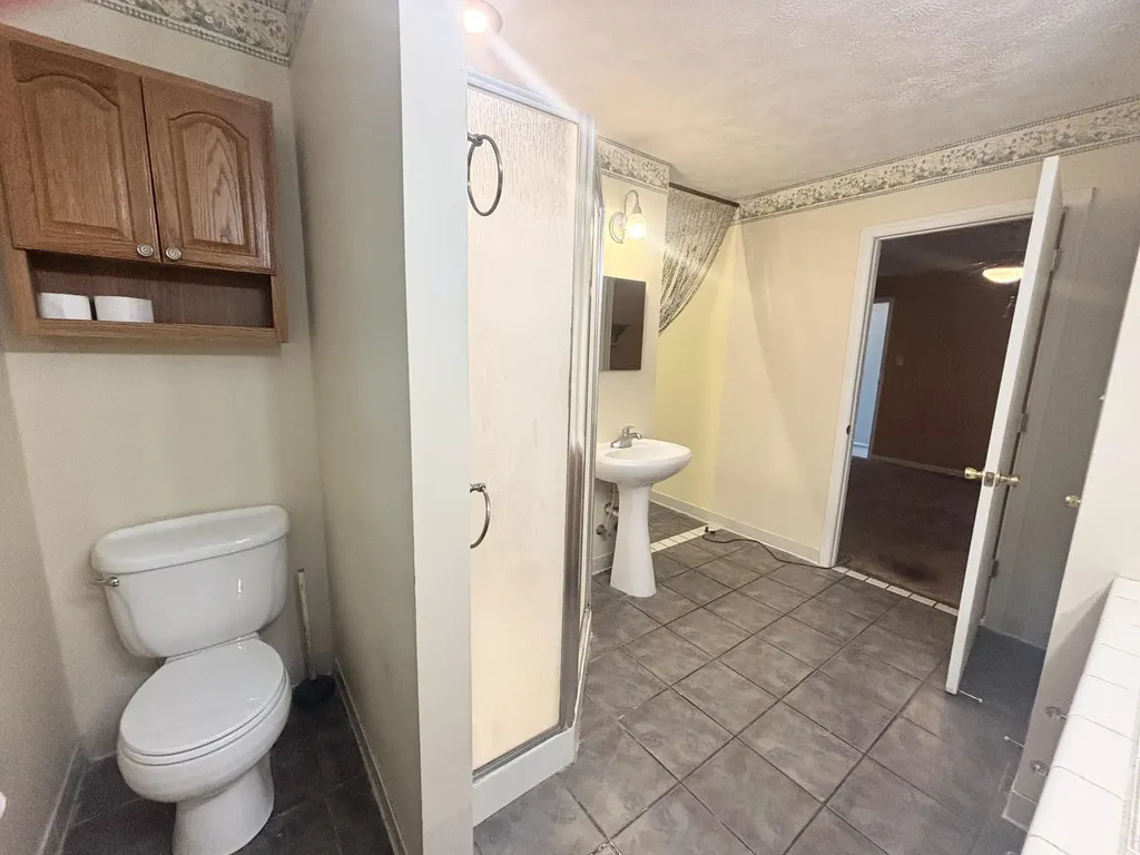306 Brentwood Drive Hopkinsville KY 42240